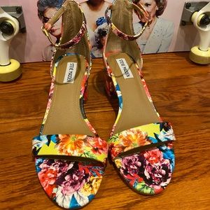 Irene Floral Print Chunky Block Heels with Ankle Strap, size 8.5